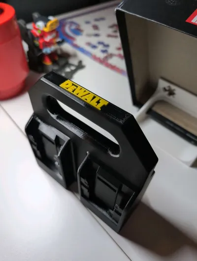 VoltCaddy™ 4-Battery Carrier for DeWalt Batteries foto 1