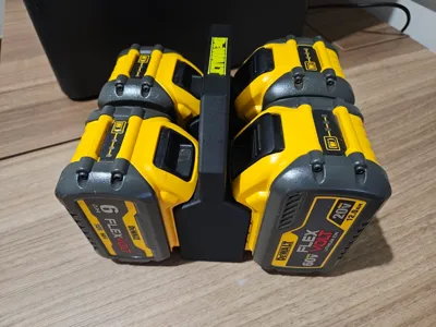 VoltCaddy™ 4-Battery Carrier for DeWalt Batteries foto 2
